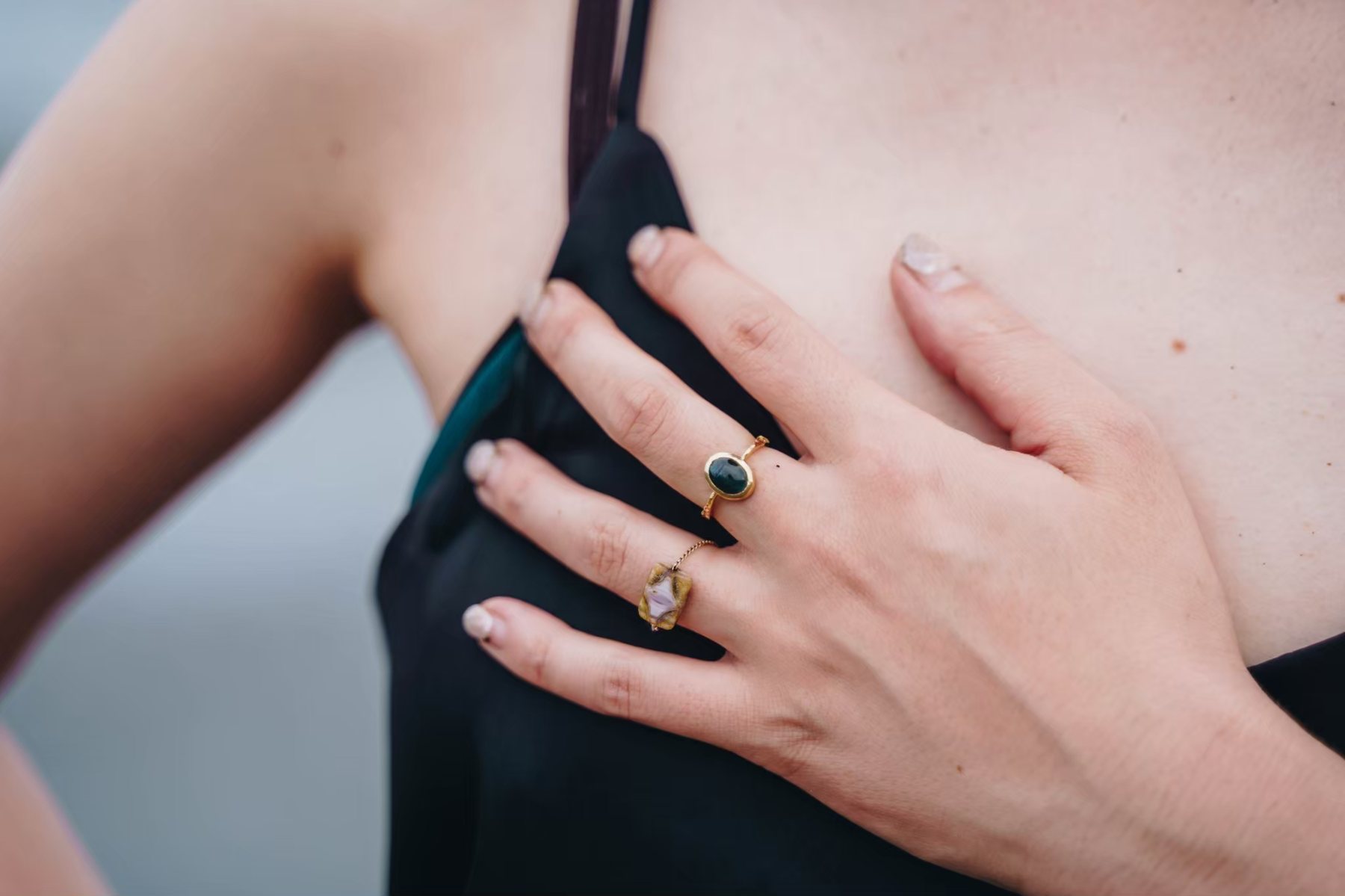 Stone rings, brass, stacked